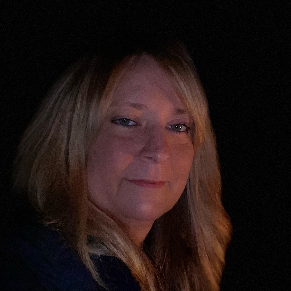 Meet your Posher, Laurie